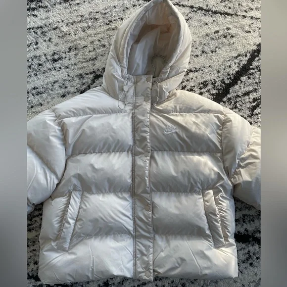 Nike Metro Puffer Jacket - Picture 2 of 6